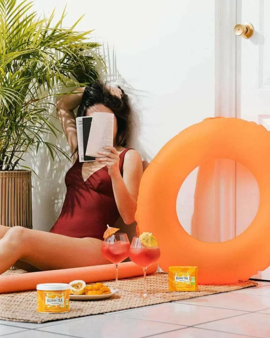 aquaexotica_herbal_tea_hibiscus_mango_1-2.webp Caffeine-free | Organic Tea-Kusmi Tea AquaExotica Herbal tea Hibiscus, mango